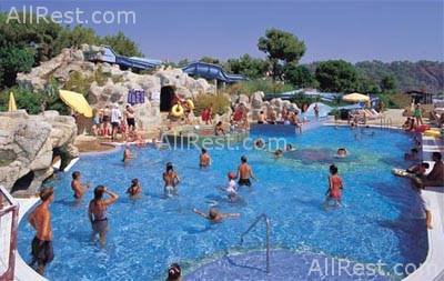 Pirates Beach Club 2